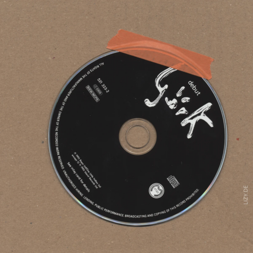 Picture of the cd: Debut by Björk.